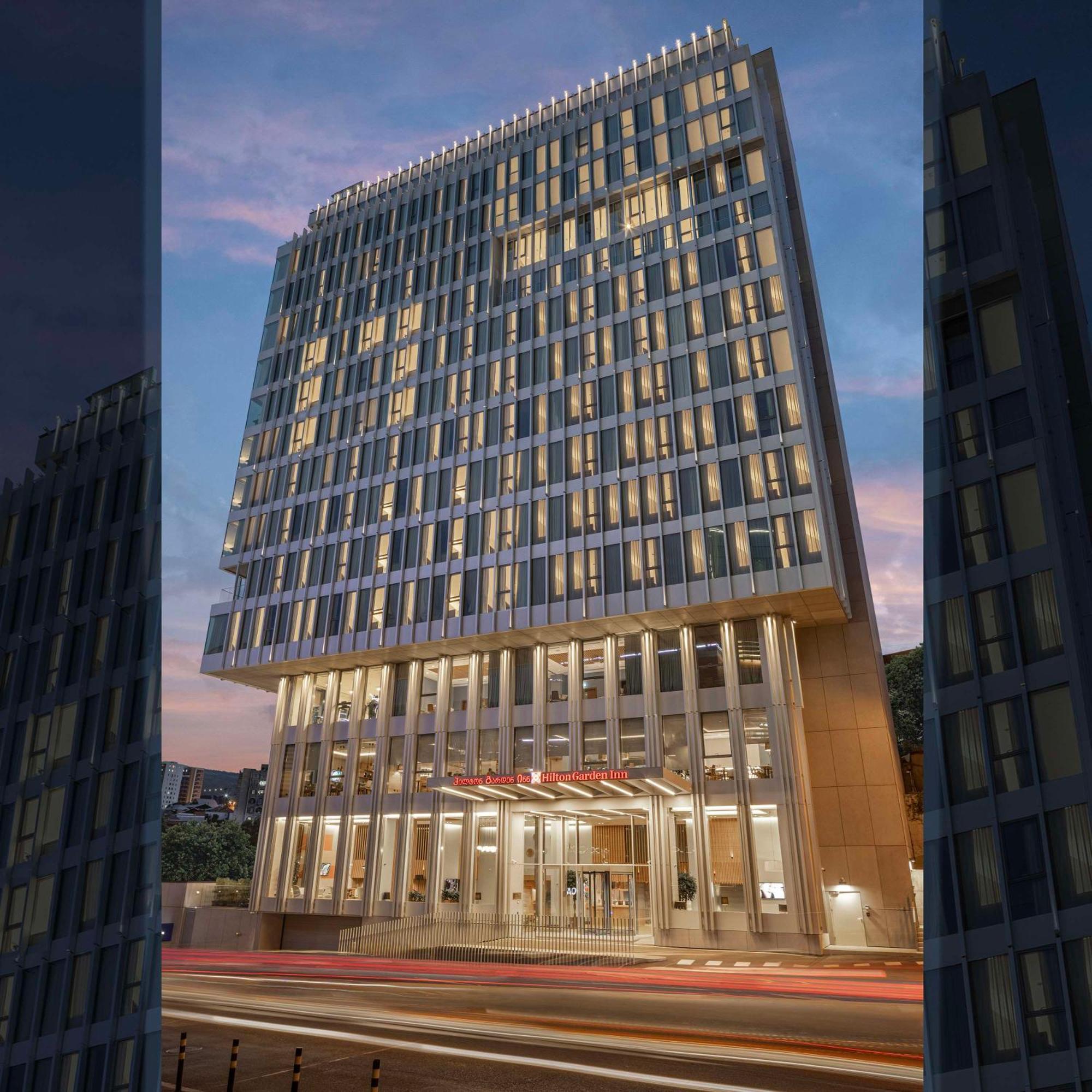 Hilton Garden Inn Tbilisi Riverview Exteriér fotografie